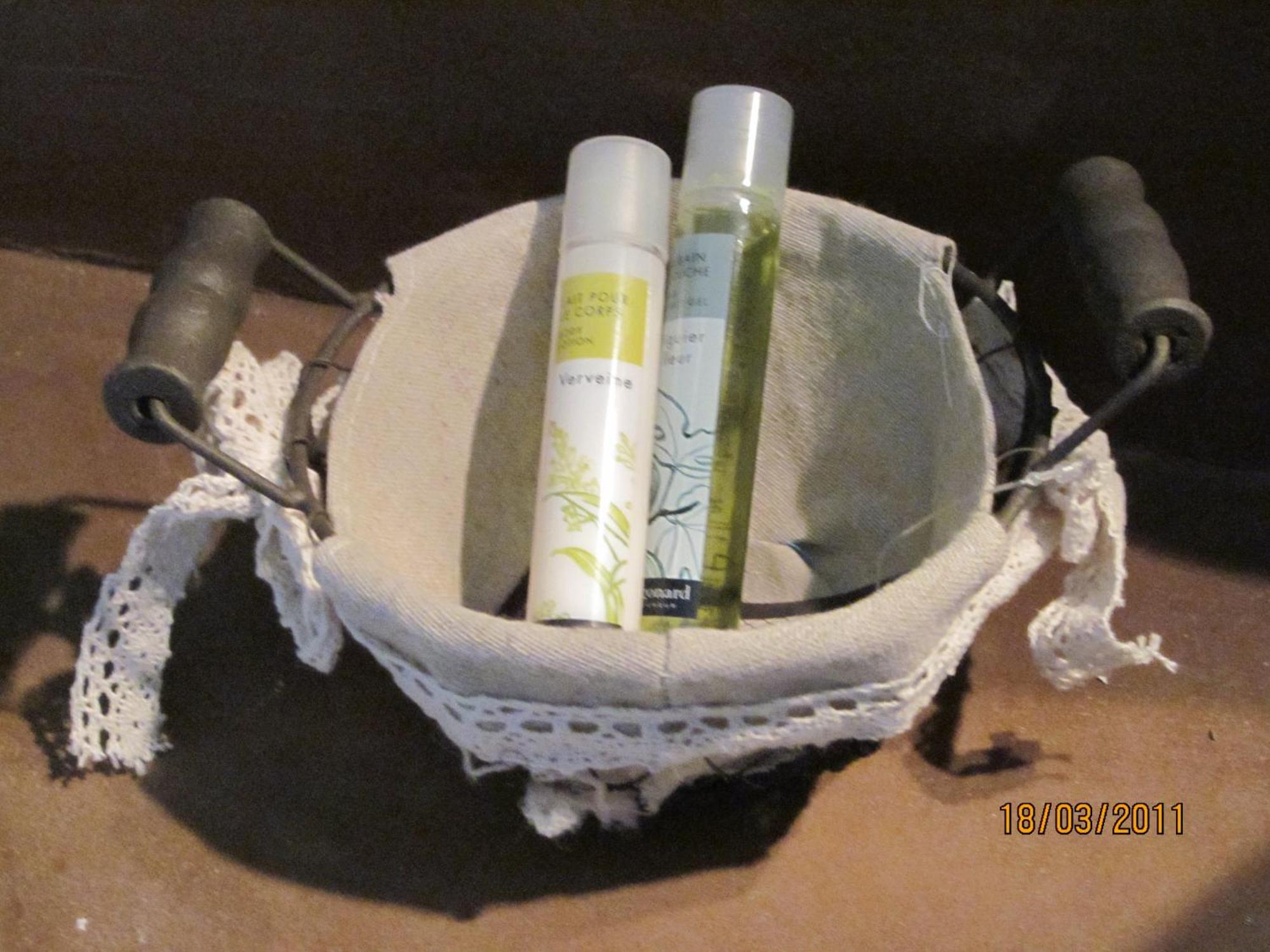 A la Maison d'Hôtes La Baume-de-Transit Chambre photo